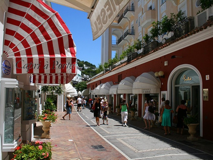 GOLDENTOURS INTERNATIONAL