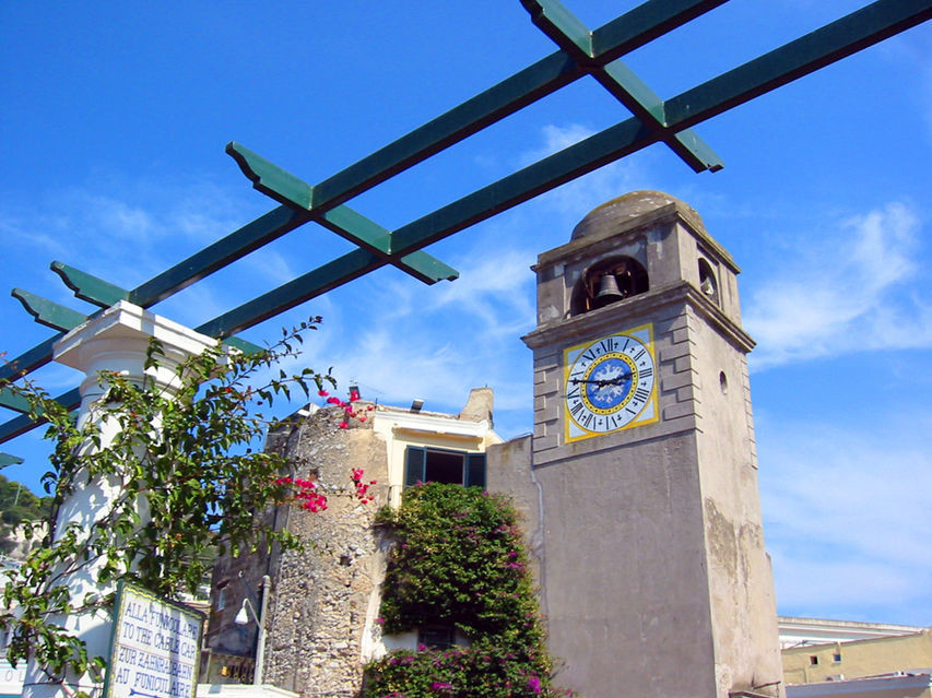 GOLDENTOURS INTERNATIONAL