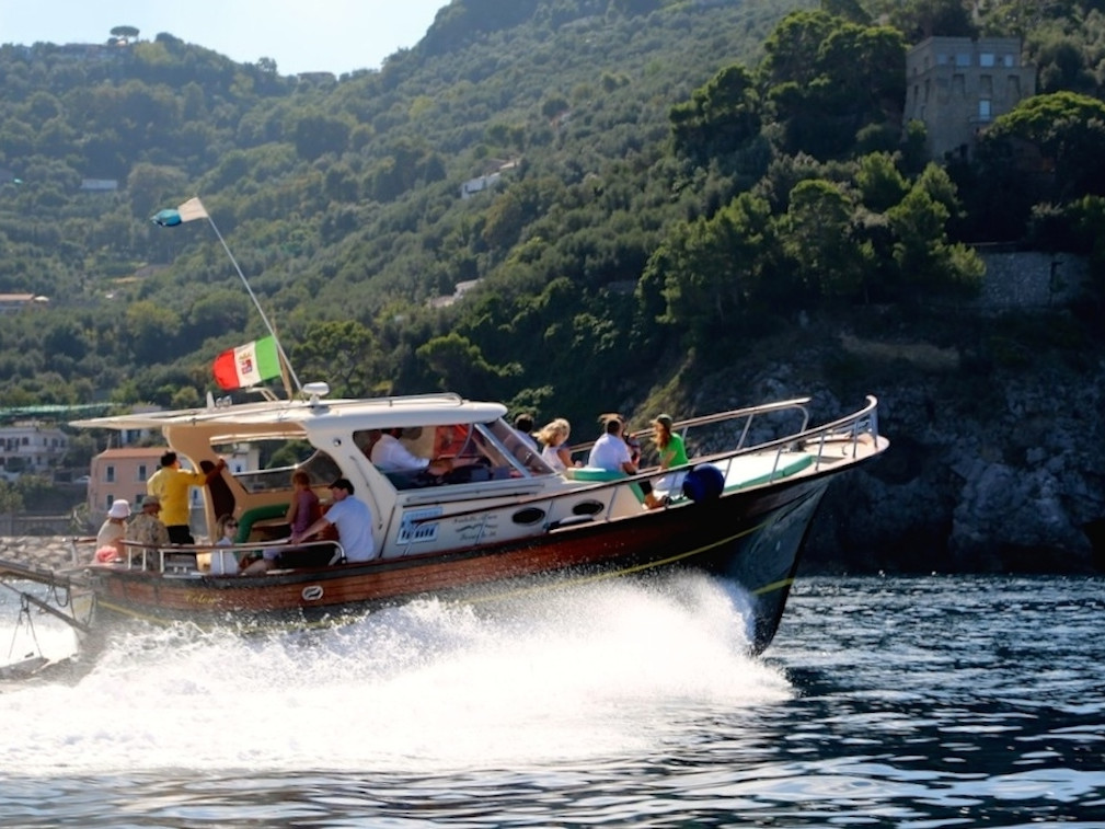 GOLDENTOURS INTERNATIONAL