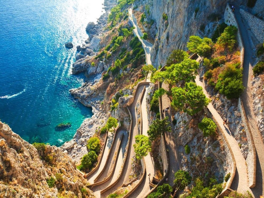GOLDENTOURS INTERNATIONAL