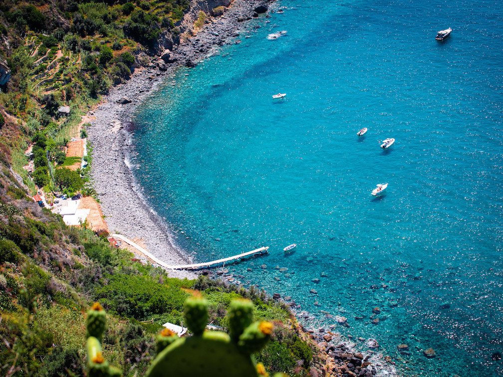 GOLDENTOURS INTERNATIONAL