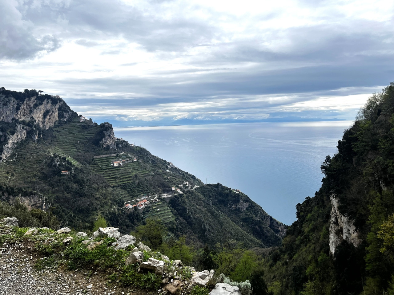 GOLDENTOURS INTERNATIONAL