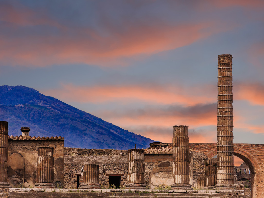 Pompeii and Vesuvius Private Excursion
